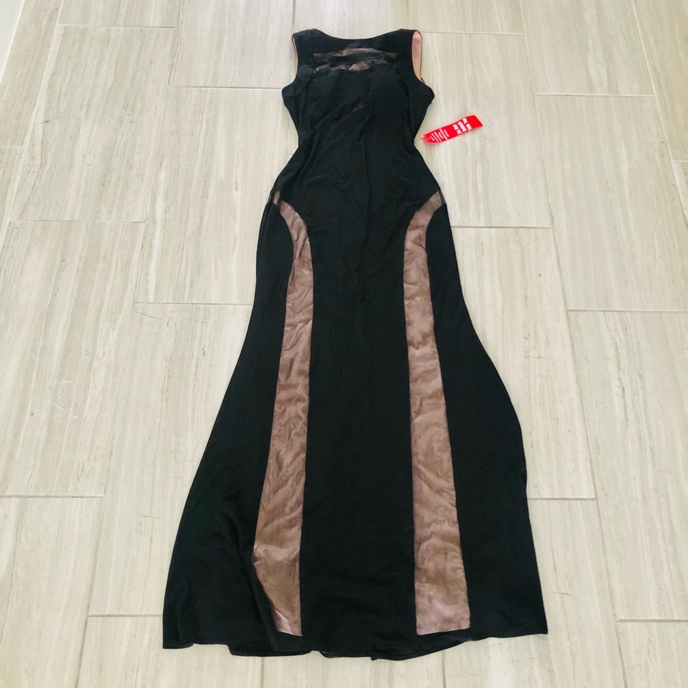 NWT Dress/Gown very classy